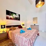 Charming Townhouse With Rooftop * 斯利马