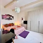 Charming Townhouse With Rooftop